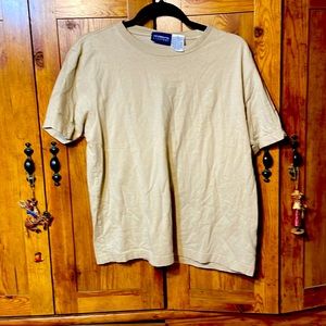 Liz Claiborne tee
